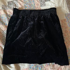 J crew black velvet skirt with pockets